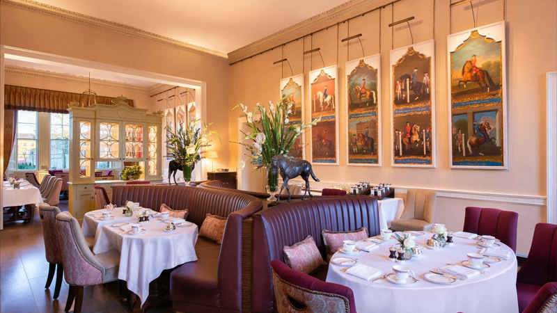 The Queen Anne Room (1)