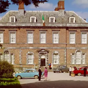 Hotel John Hind Collection